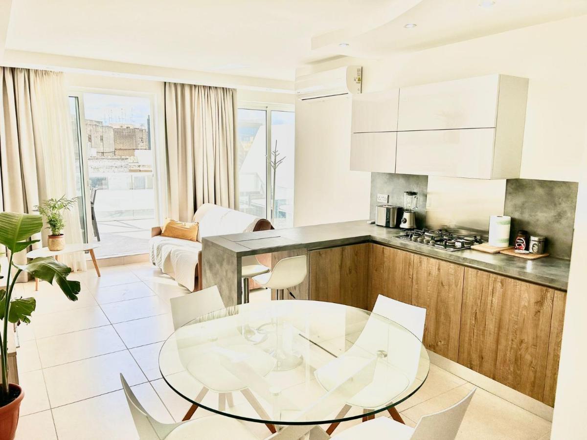 Apartament The Papillon Penthouse Santa Vennera